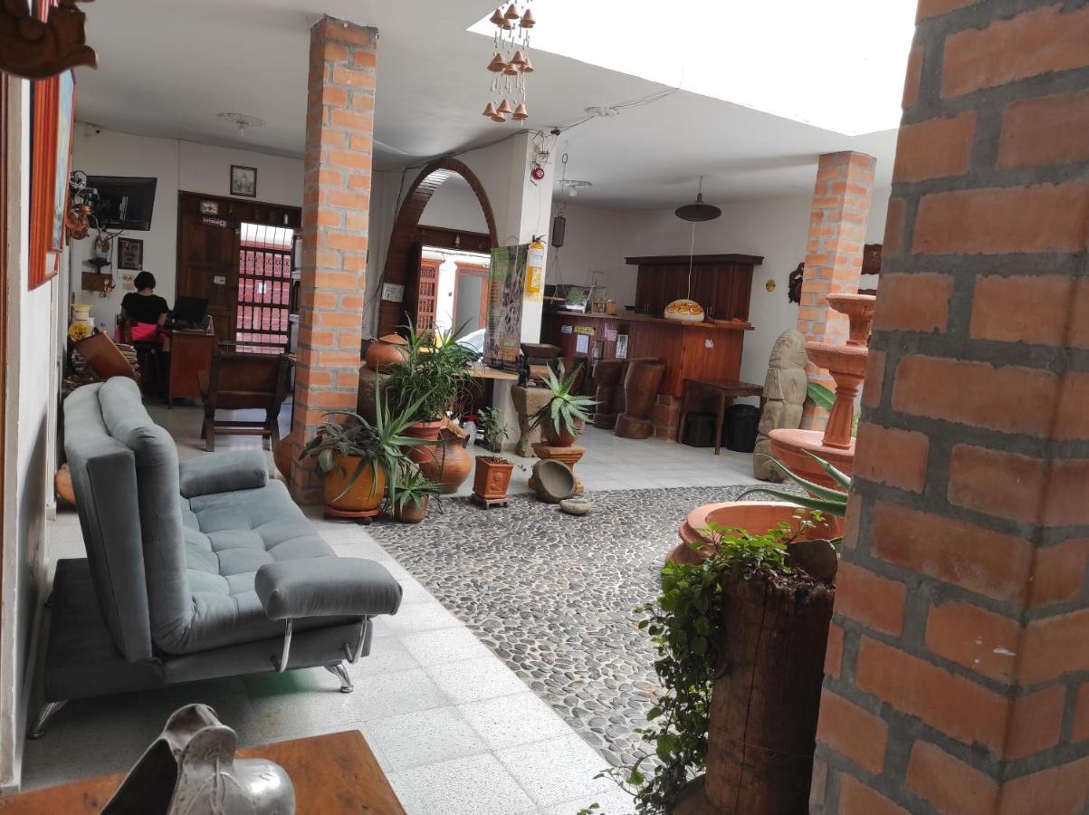 Hotel Barajas 하르딘 외부 사진