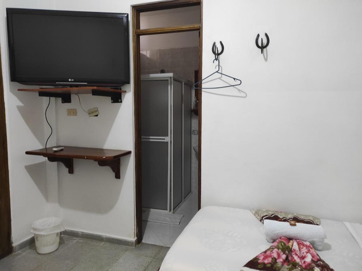 Hotel Barajas 하르딘 외부 사진